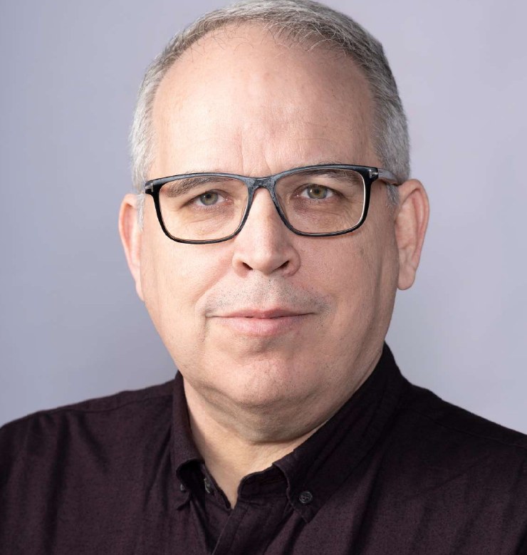 Portrait of Brian Plaskett, founder of 20-20 HSE Consulting
